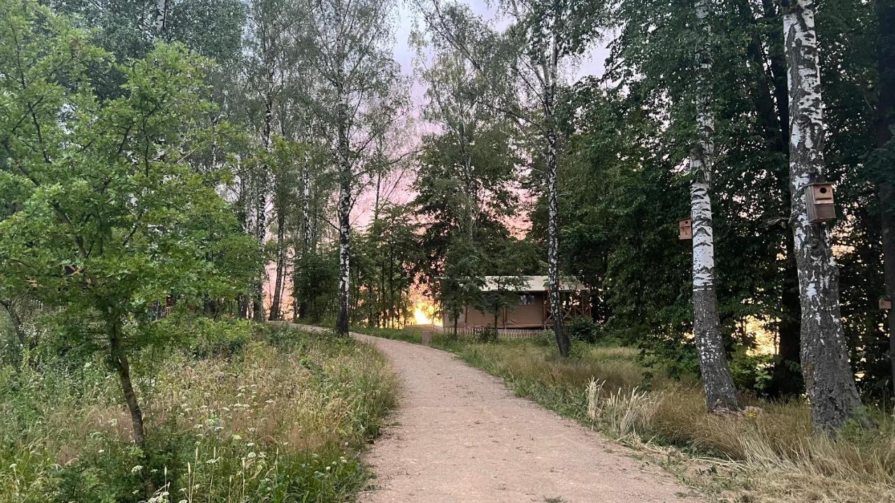 Wioska Wakacyjna Glamila Hotell Sterławki Wielkie Exteriör bild