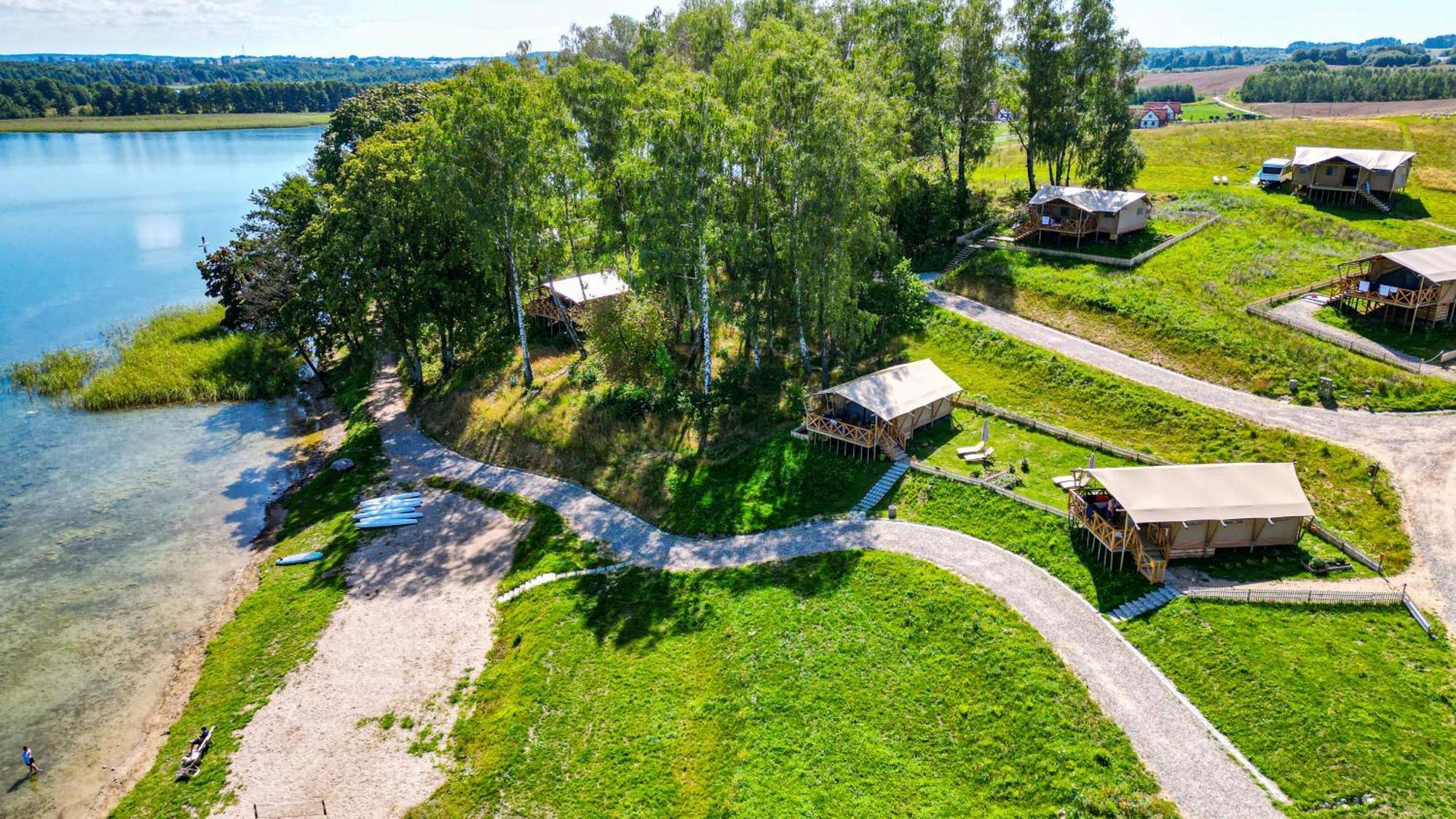 Wioska Wakacyjna Glamila Hotell Sterławki Wielkie Exteriör bild
